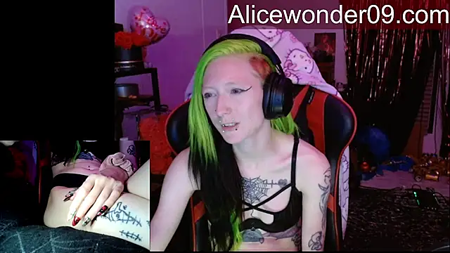 alicewonder09 online show from February 20, 6:26 am