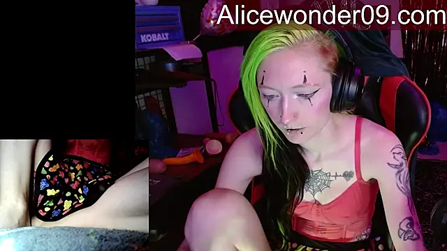 alicewonder09 online show from March 15, 3:23 am