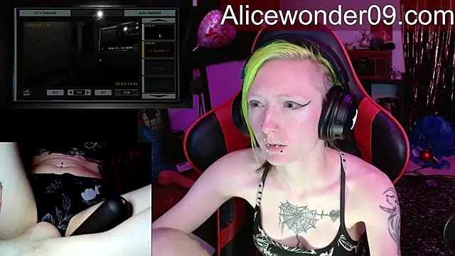 alicewonder09 online show from March 25, 4:18 am