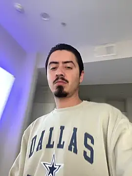 Snapshot of Bbyboyivan chatting on February 14, 8:59 pm Bbyboyivan online show from February 14, 8:59 pm