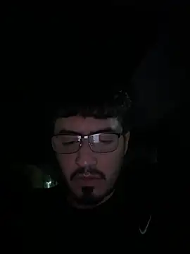 Snapshot of Bbyboyivan chatting on May 10, 5:56 am Bbyboyivan online show from May 10, 5:56 am