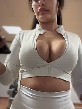 MistressBelleNoire online show from February 1, 3:30 am