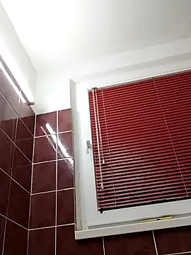 Viola sweet honey online show from November 4, 8:30 pm