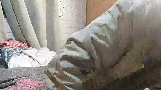 Hotcasados69 online show from May 17, 7:17 am