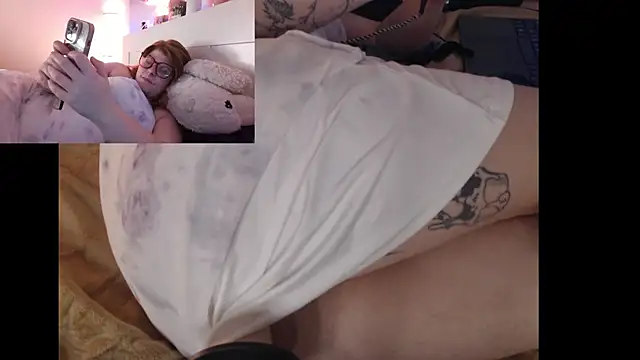 Snapshot of Yukinky chatting on October 8, 5:43 pm Yukinky online show from October 8, 5:43 pm