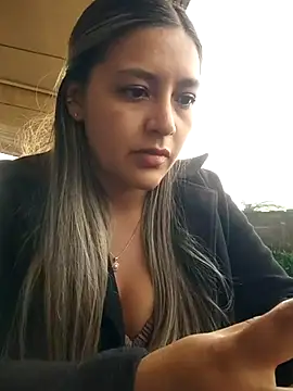 alana 69 online show from April 14, 9:10 pm