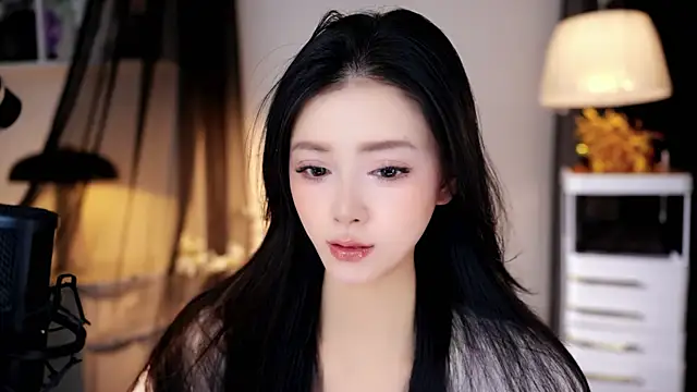 Snapshot of Ocean--Lili chatting on April 25, 2:14 pm Ocean--Lili online show from April 25, 2:14 pm