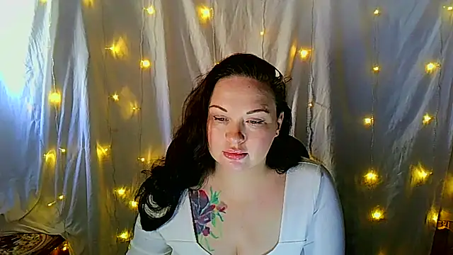 Snapshot of Victoria_Marks chatting on October 1, 5:13 am Victoria Marks online show from October 1, 5:13 am