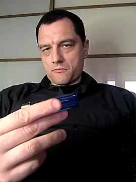 ExclusivePrivate online show from April 15, 4:25 pm