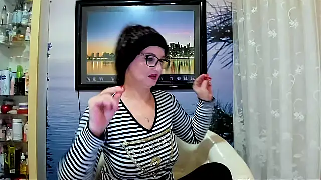 Mature4you44 online show from February 15, 8:33 am