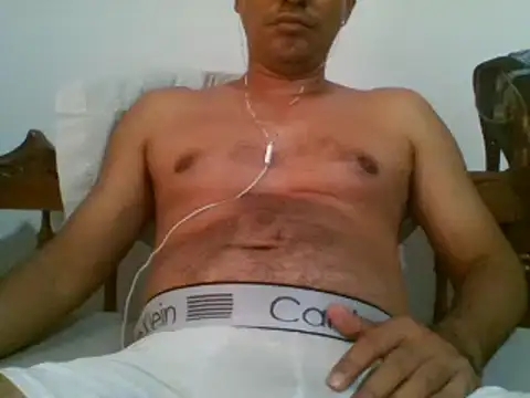 Snapshot of bbccol1 chatting on February 6, 6:56 pm bbccol1 online show from February 6, 6:56 pm