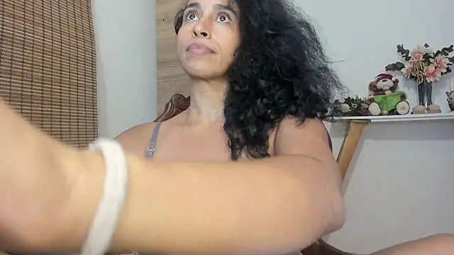 ThaliaGomex online show from December 10, 9:43 pm