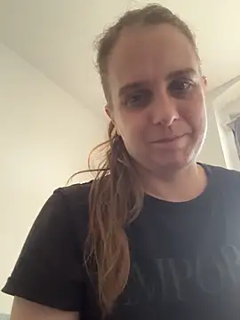 LadyChantale online show from May 28, 5:16 am