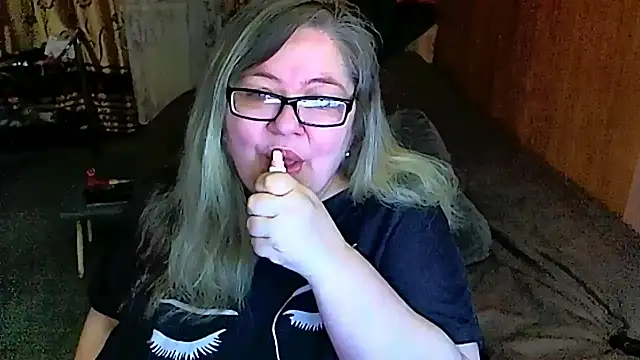 Snapshot of sex2 chatting on February 15, 9:48 pm sex2 online show from February 15, 9:48 pm