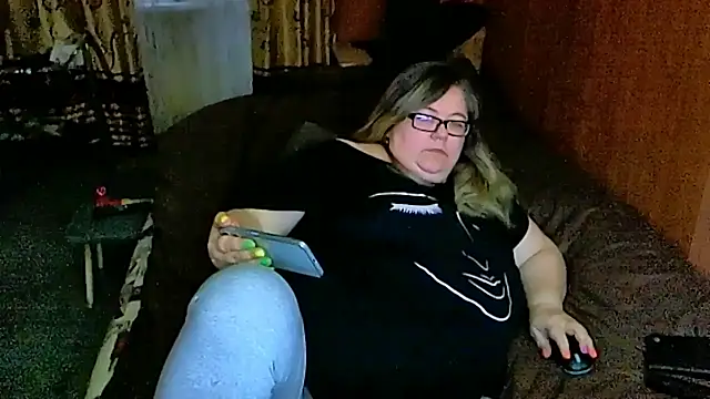 Snapshot of sex2 chatting on February 16, 12:52 am sex2 online show from February 16, 12:52 am