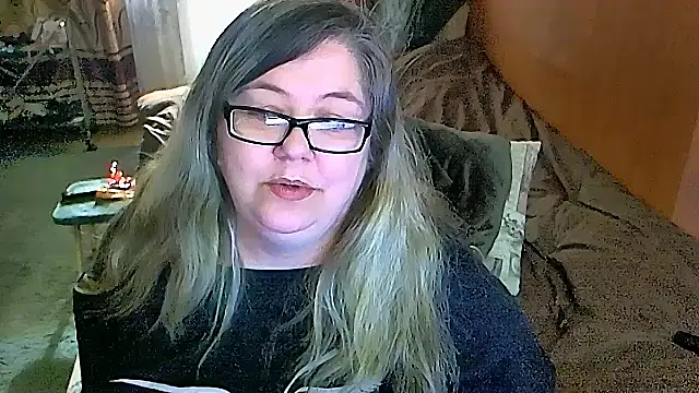 Snapshot of sex2 chatting on February 21, 3:12 am sex2 online show from February 21, 3:12 am