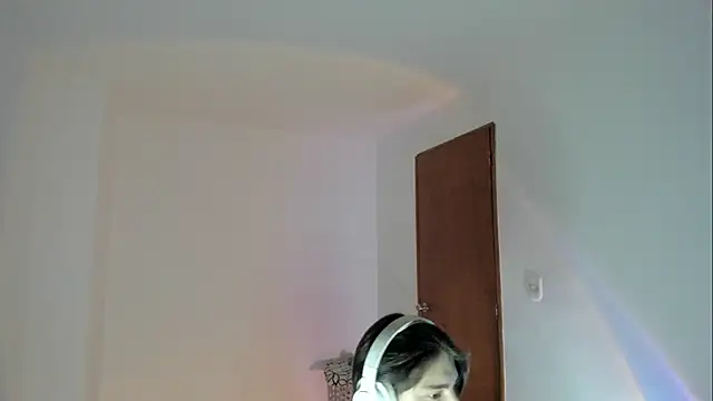 Snapshot of Giordano_Russo chatting on April 14, 11:22 pm Giordano Russo online show from April 14, 11:22 pm