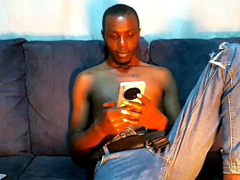 reezly online show from November 12, 10:09 pm