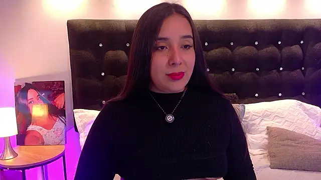 ValenScott1 online show from February 23, 1:08 pm