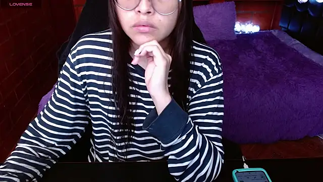 MidoriQuiinn online show from May 15, 4:14 pm