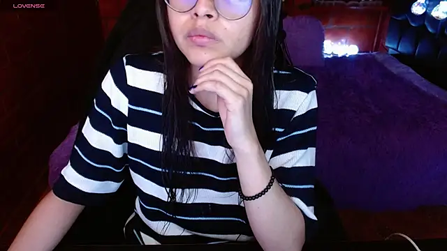 MidoriQuiinn online show from May 29, 4:05 pm