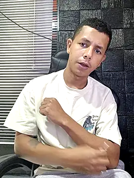 boy bigcock24cm online show from March 4, 2:01 pm