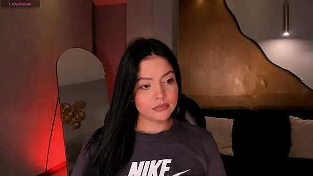 NinaMichelle online show from February 13, 6:48 pm