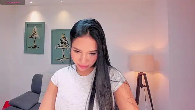MollyJones  online show from May 15, 9:11 pm