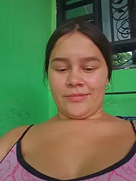 Snapshot of sweet_lucia chatting on July 25, 7:33 pm sweet lucia online show from July 25, 7:33 pm