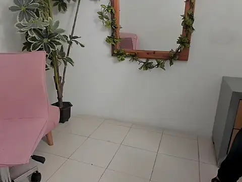 Snapshot of starplss chatting on March 15, 9:54 pm starplss online show from March 15, 9:54 pm