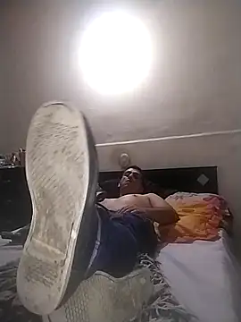 Snapshot of starplss chatting on March 25, 4:07 am starplss online show from March 25, 4:07 am