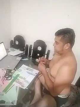 Snapshot of starplss chatting on April 10, 9:25 am starplss online show from April 10, 9:25 am