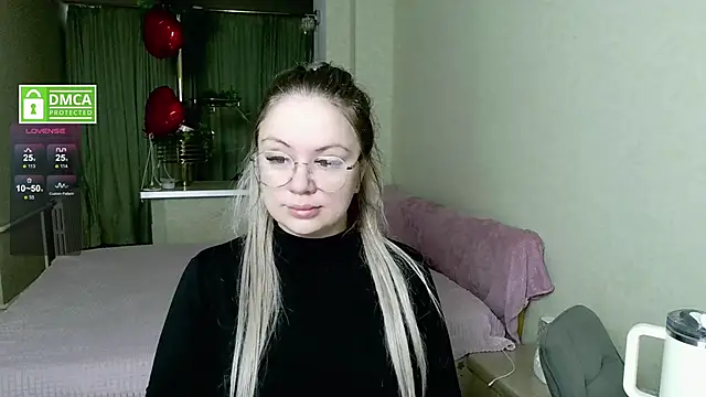 elven dreams  online show from February 19, 6:20 am