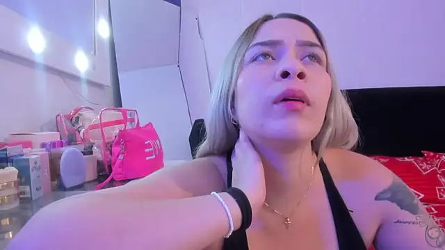 Byanca Winklar online show from December 12, 7:48 pm