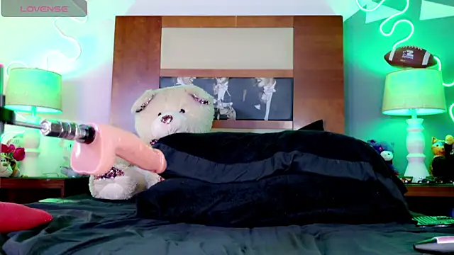 ashley 19xx online show from April 3, 12:41 am