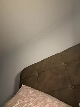 IamSashaLuv online show from February 13, 11:17 am