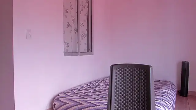 Emma lean online show from December 18, 4:02 pm