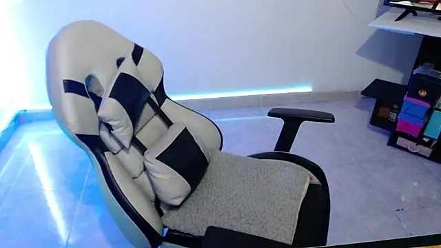 sebastian horny online show from September 10, 10:48 am