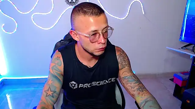 sebastian horny online show from December 21, 5:31 pm