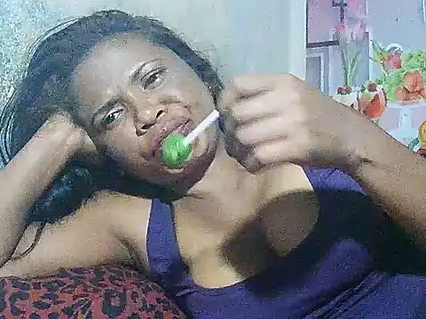 Snapshot of Hyncam chatting on February 17, 9:10 pm Hyncam online show from February 17, 9:10 pm