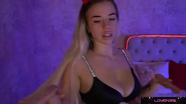 Sexy Ira online show from February 7, 8:55 am