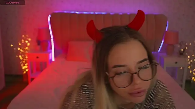 Sexy Ira online show from February 9, 10:09 am