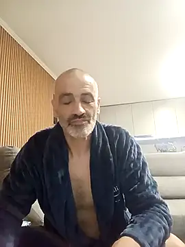 Gumatos online show from April 16, 1:28 am