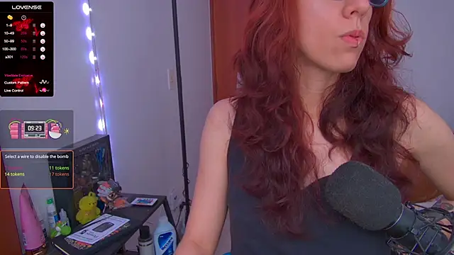 Snapshot of thecherry_Paulette chatting on March 24, 3:39 pm thecherry Paulette online show from March 24, 3:39 pm