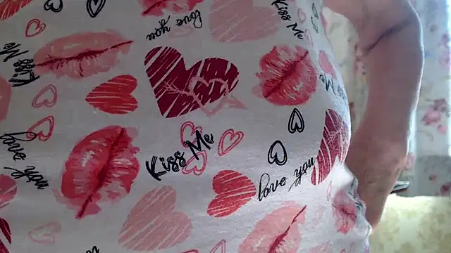 Anabelldestiny online show from April 1, 7:31 am