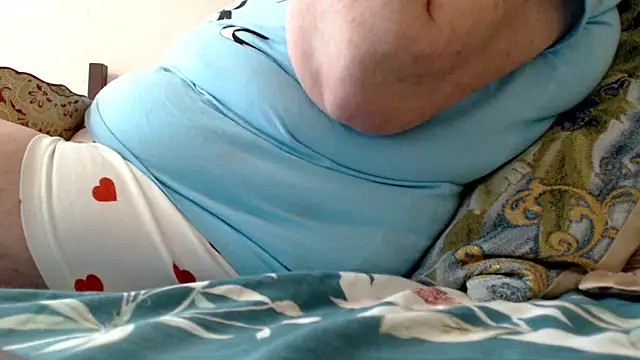 Anabelldestiny online show from April 8, 9:20 am