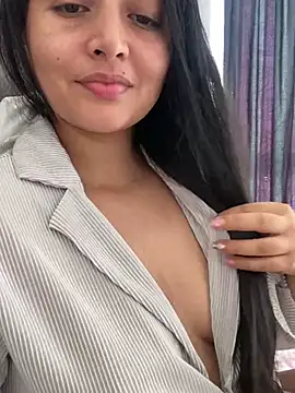 vellaAngel online show from December 15, 4:15 pm