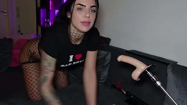 LexiCoco online show from December 29, 5:54 pm