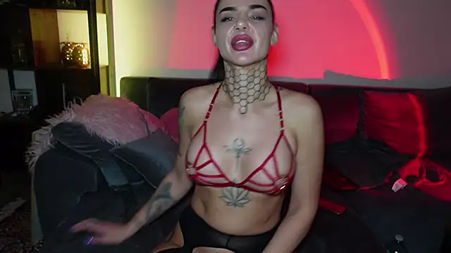 LexiCoco online show from January 16, 6:59 pm