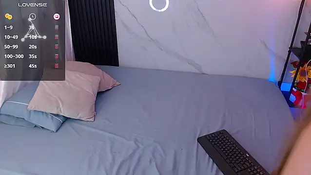 hotpawgmilf online show from December 22, 5:54 pm